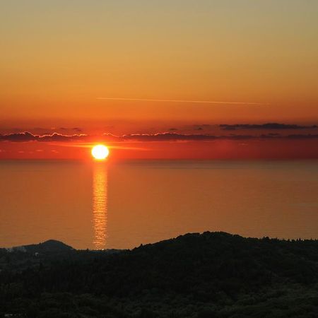 Sun Gazing Villas Drymon ภายนอก รูปภาพ